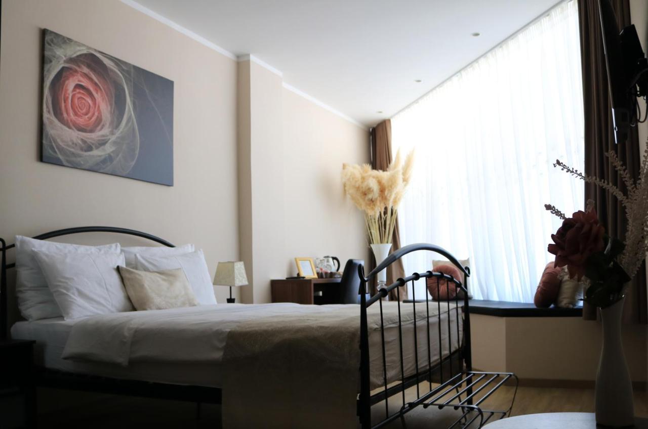 Via Domus Hotel Split Exterior photo